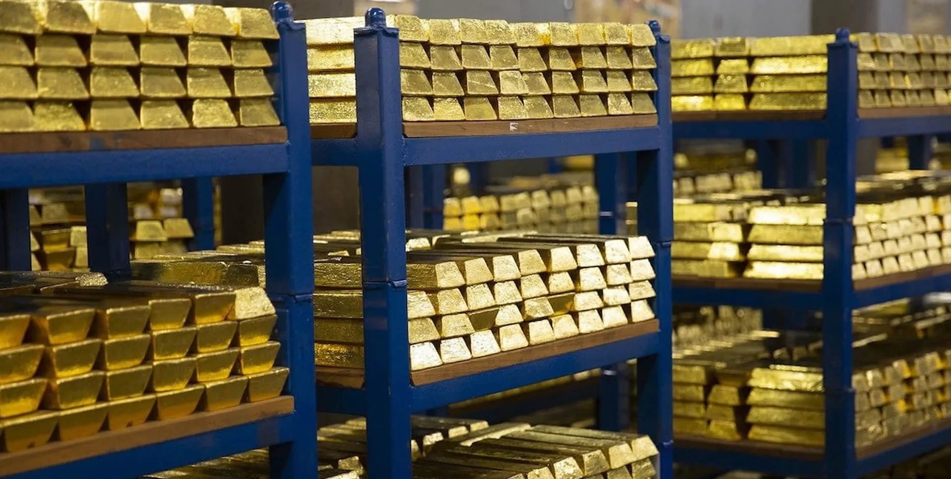 Buy Saint George Gold Coin in US – Secure Investment